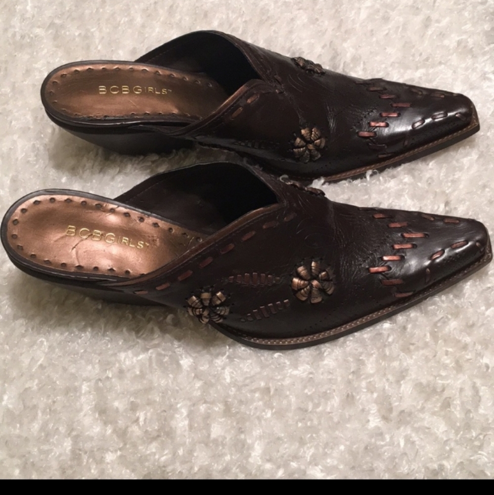 BCBG Western slippers.